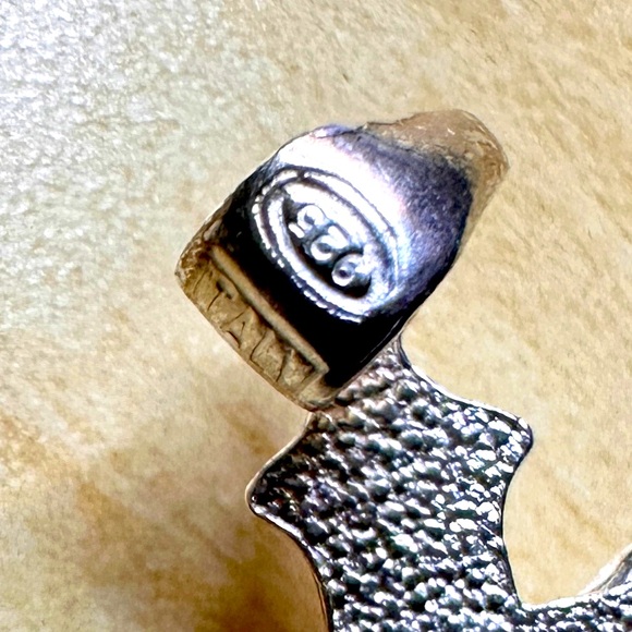 Sterling Crucifix Pendant - 925 Italy - Picture 4 of 5